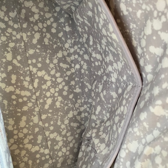 VERA BRADLEY!! - Picture 6 of 7